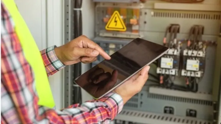 UPS Maintenance